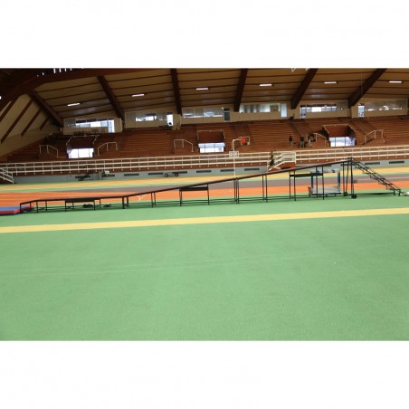 PISTE DE COURSE INCLINEE SURELEVEE SUR MESURE