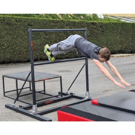 DOUBLE BARRE ET BLOC PARKOUR