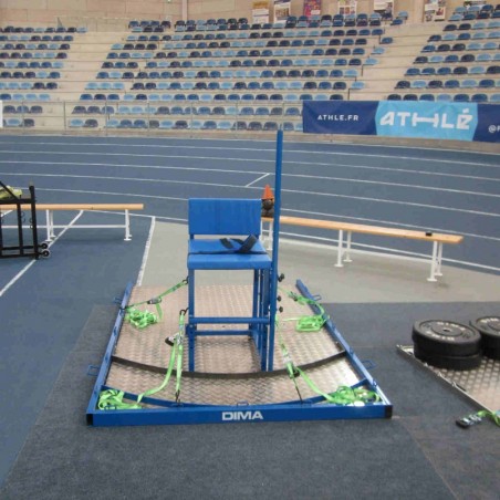 THROWING PLATFORM FOR HANDISPORT SEAT